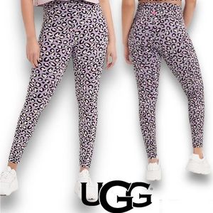 NWT UGG Saylor Legging. Organic Cotton 🩷